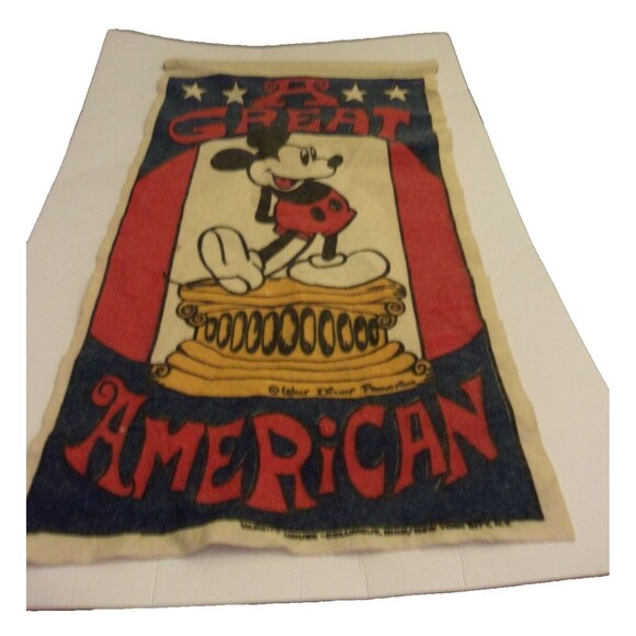 A Great American Mickey Mouse Disney Felt Banner  Vintage 1970's - Picture 2 of 6